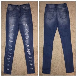 STYLISH DISTRESSED & RIPPED DENIM - NEW W/O TAGS!
